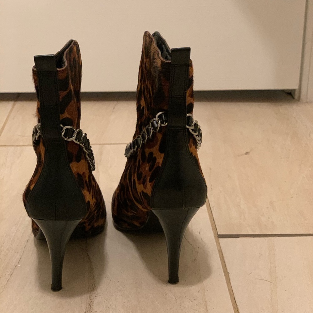 BCBG Boots - Picture 3 of 5